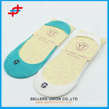 2015 nuevos calcetines de bambú de la marca de fábrica de la muchacha / calcetines antideslizantes del bordado de la muchacha que no muestran los calcetines